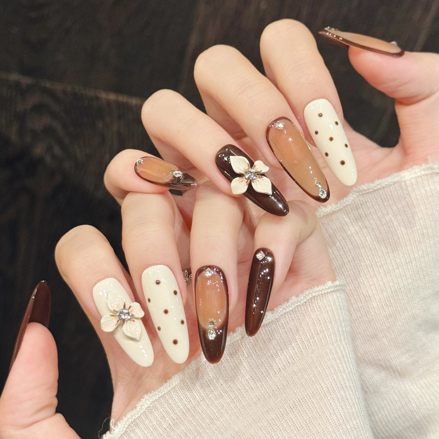 TheMore Crazy 100% Handcrafted Premium Press-On Nails [N024]