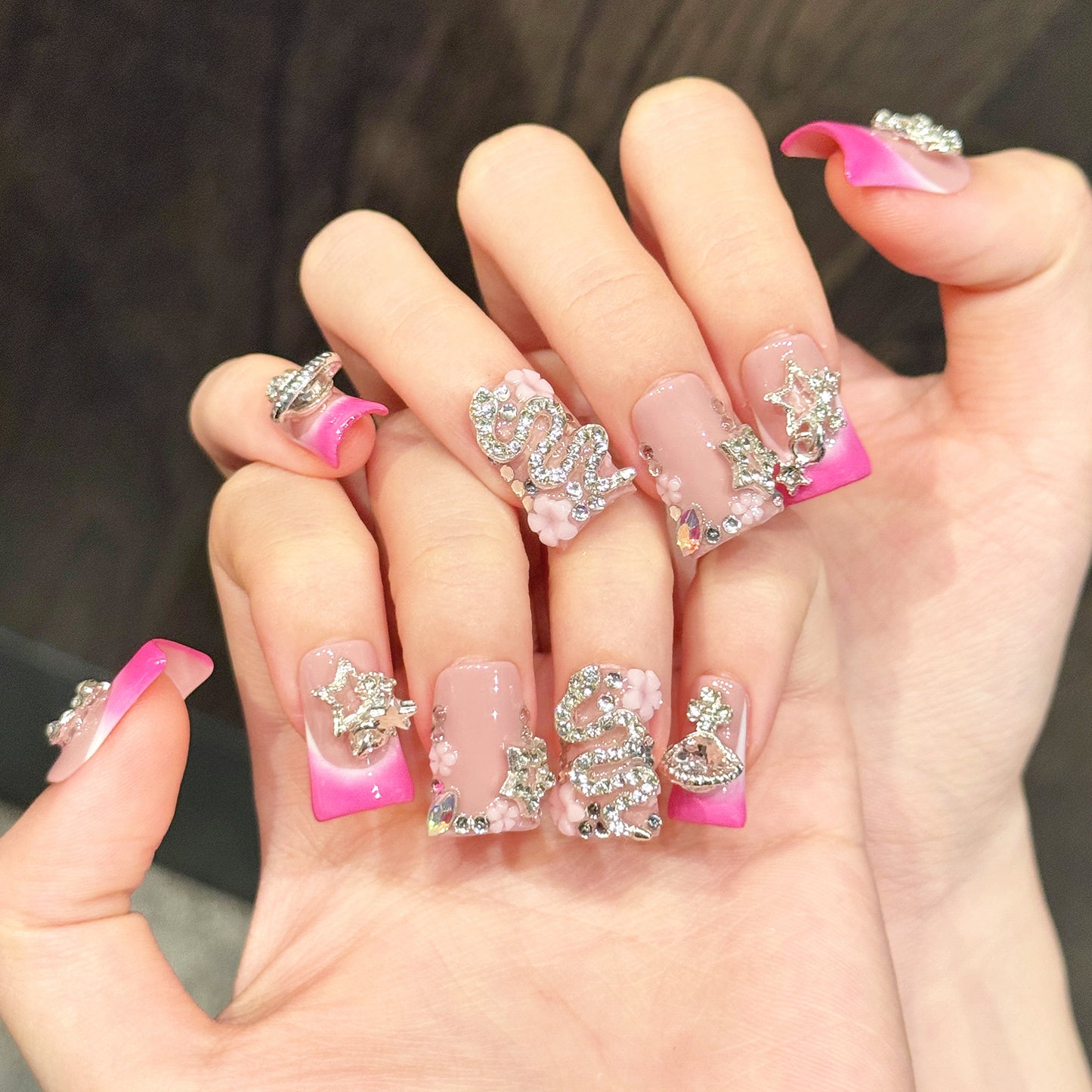 TheMore Crazy 100% Handcrafted Premium Press-On Nails [N075]