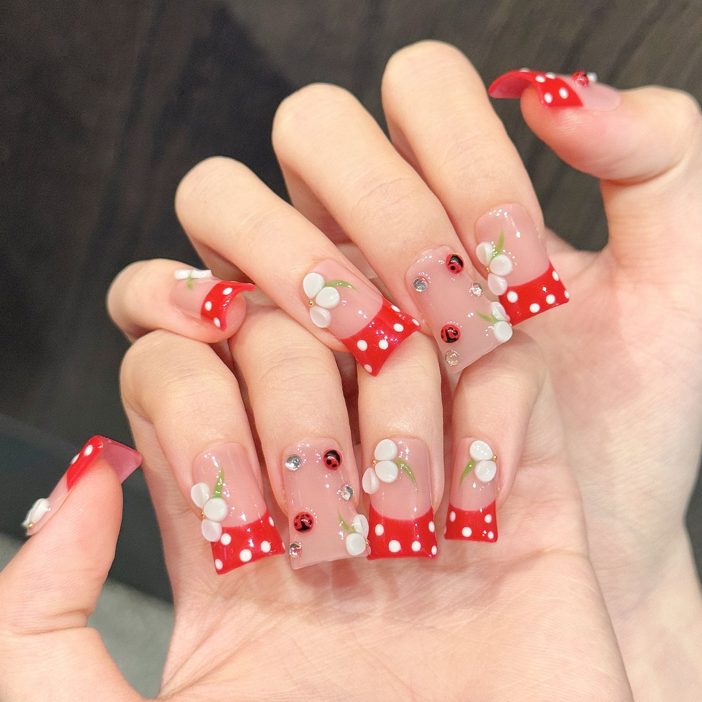 TheMore Crazy 100% Handcrafted Premium Press-On Nails [N077]