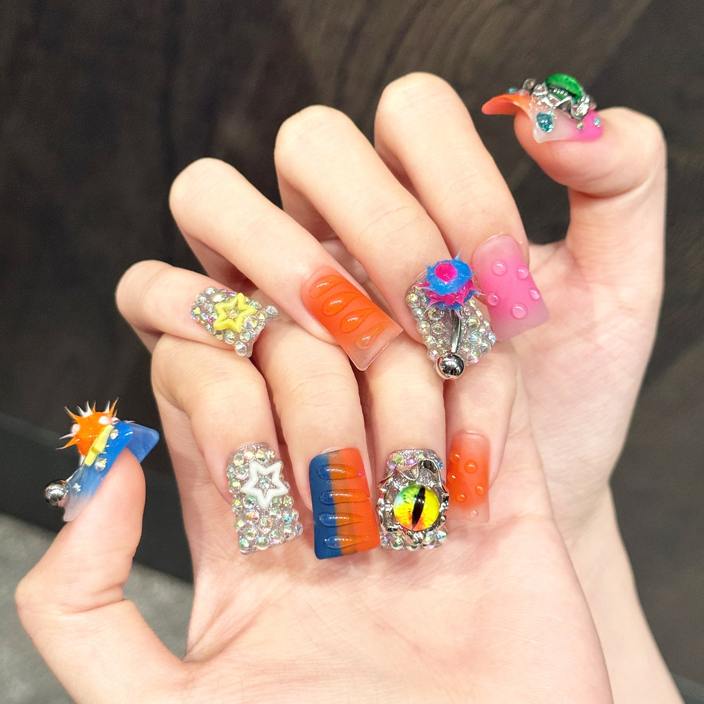TheMore Crazy 100% Handcrafted Premium Press-On Nails [N090]